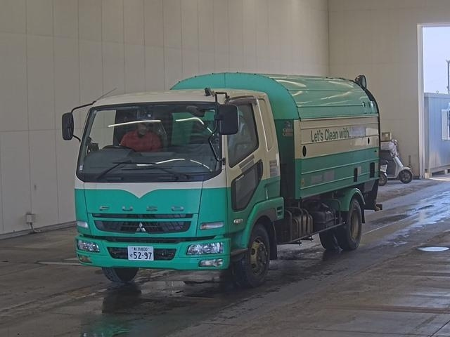MITSUBISHI FUSO FIGHTER 2010
