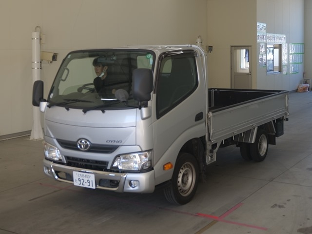 TOYOTA DYNA 2021