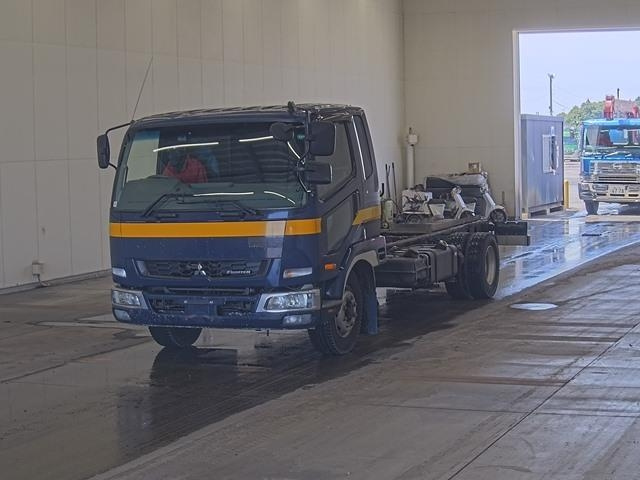 MITSUBISHI FUSO FIGHTER 2016