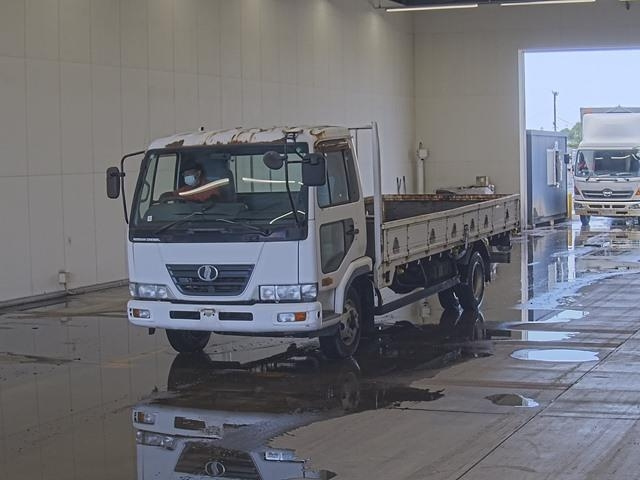NISSAN CONDOR 2005