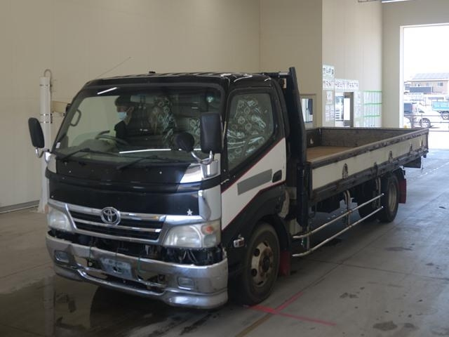 TOYOTA DYNA 2009