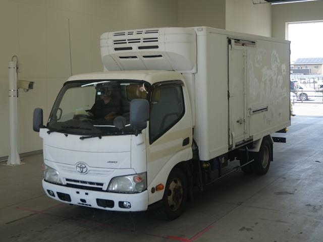 TOYOTA DYNA