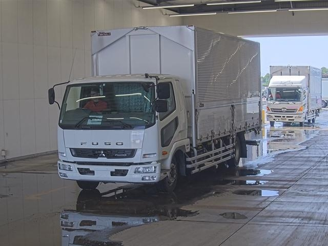 MITSUBISHI FUSO FIGHTER 2014