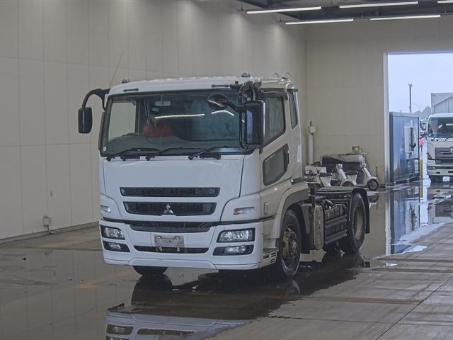 MITSUBISHI SUPER GREAT 2009