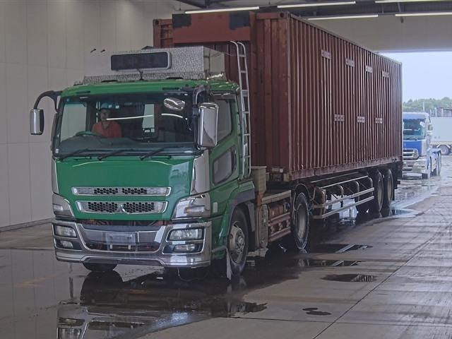 MITSUBISHI SUPER GREAT 2009