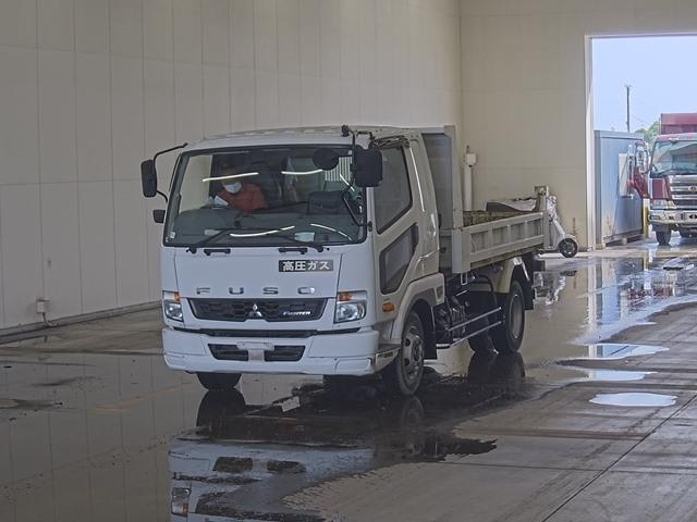 MITSUBISHI FUSO FIGHTER 2016