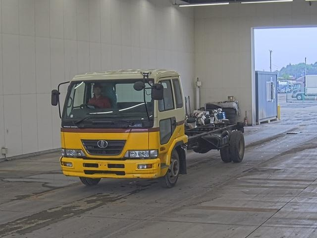 NISSAN UD SERIES 2006