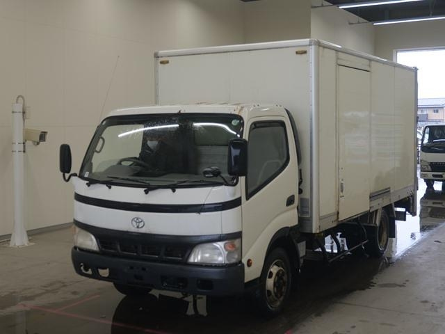 TOYOTA DYNA 2006