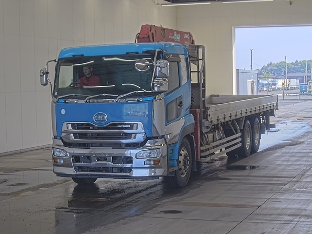 NISSAN QUON