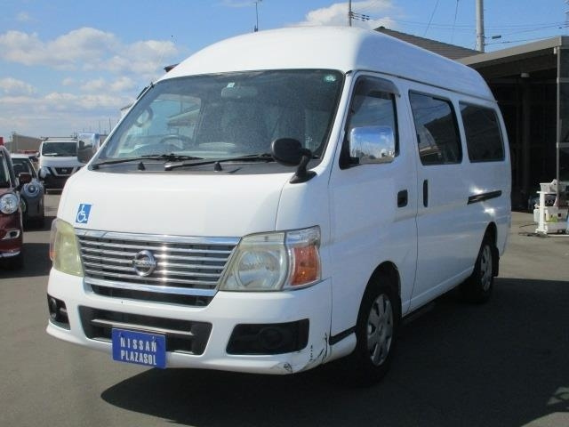 NISSAN CARAVAN BUS 2009
