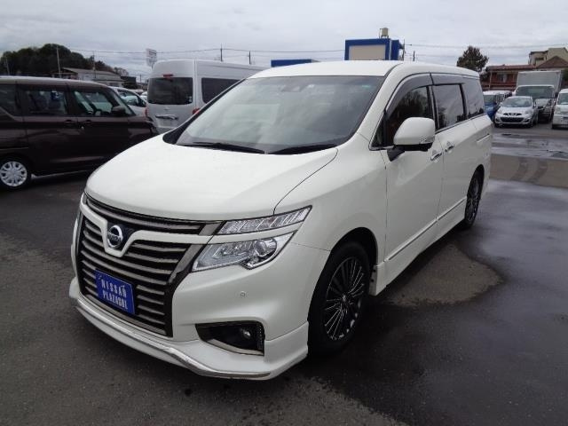 NISSAN ELGRAND