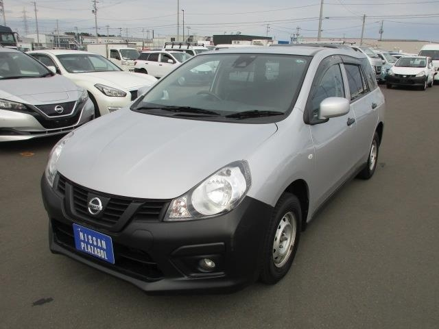 NISSAN AD 2018