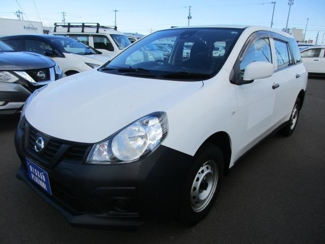 NISSAN AD 2020