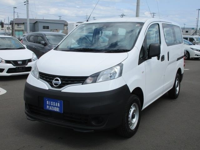 NISSAN NV200 2020