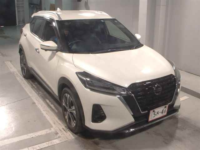 NISSAN KIX 2022
