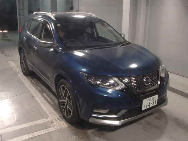 NISSAN X-TRAIL