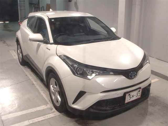 TOYOTA C-HR 2017