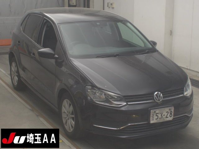 VOLKSWAGEN POLO 2015