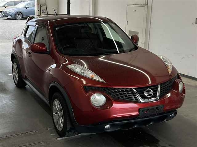 NISSAN JUKE 2012