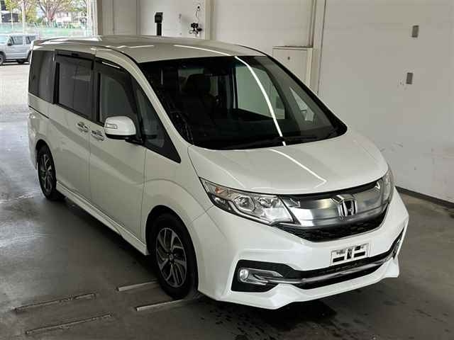 HONDA STEP WAGON 2016