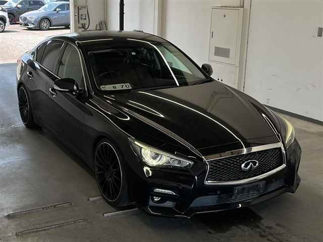 NISSAN SKYLINE