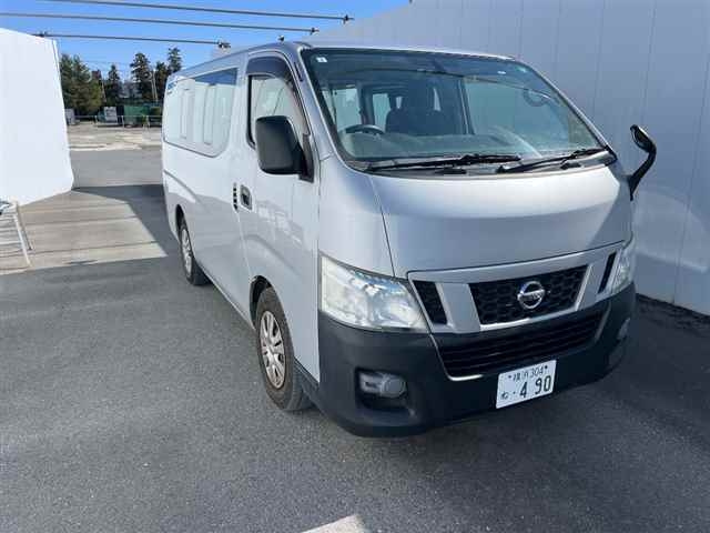 NISSAN CARAVAN 2017