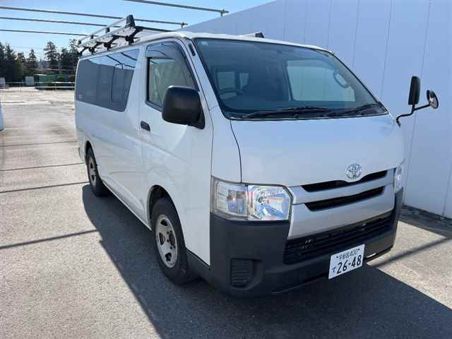 TOYOTA REGIUS ACE VAN