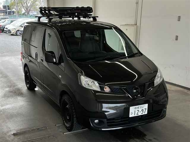 NISSAN NV200 2020