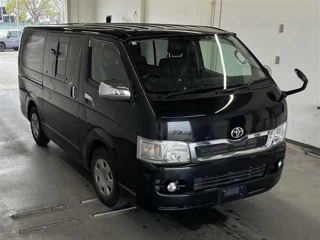 TOYOTA HIACE VAN 2008