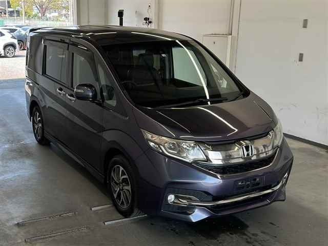 HONDA STEP WAGON 2016