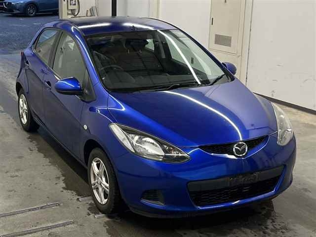MAZDA DEMIO 2010