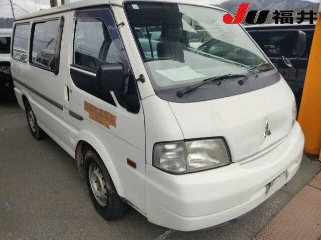 MITSUBISHI DELICA 2008