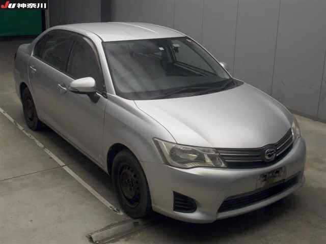 TOYOTA COROLLA AXIO 2013