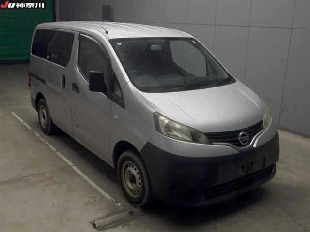 NISSAN NV200 2014