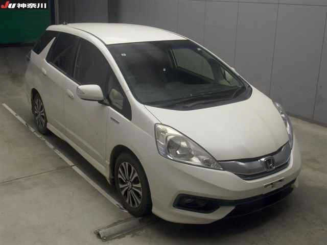 HONDA FIT SHUTTLE 2013
