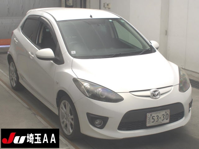 MAZDA DEMIO 2010