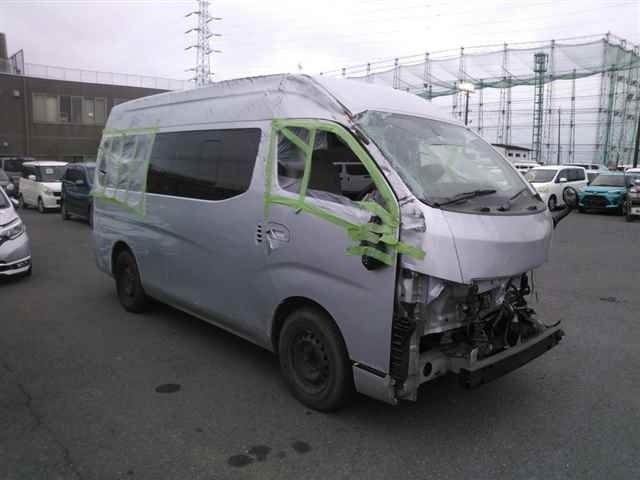 NISSAN CARAVAN 2015