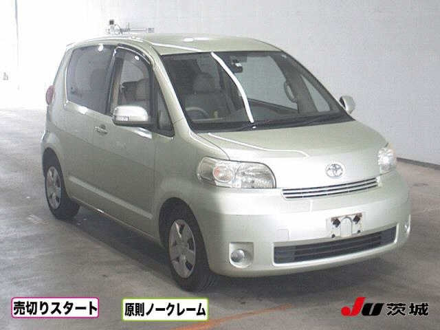 TOYOTA PORTE