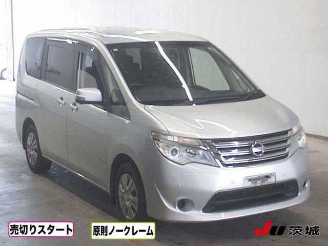 NISSAN SERENA