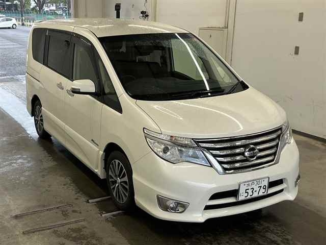 NISSAN SERENA 2015