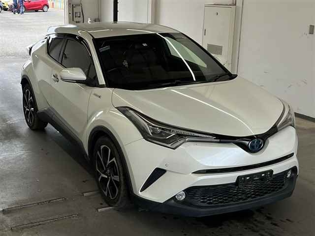 TOYOTA C-HR 2018