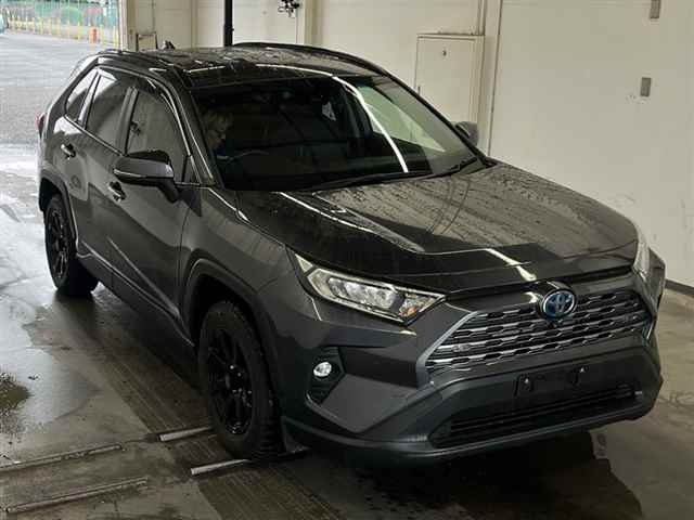 TOYOTA RAV4 2021