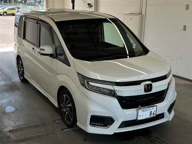 HONDA STEP WAGON 2018