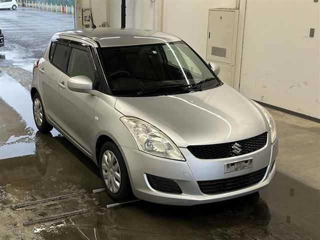 SUZUKI SWIFT 2012