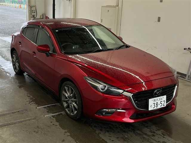 MAZDA AXELA 2017