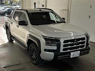 mitsubishi triton