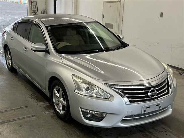 NISSAN TEANA 2019
