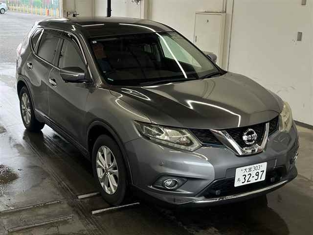 NISSAN X-TRAIL