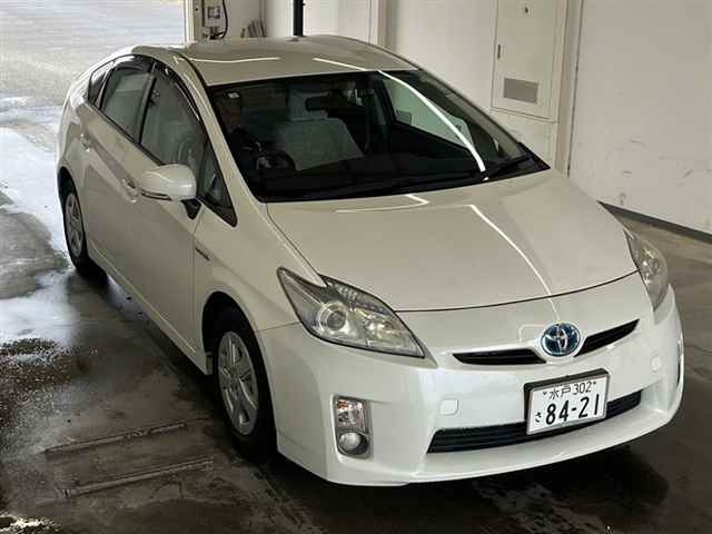 TOYOTA PRIUS 2010