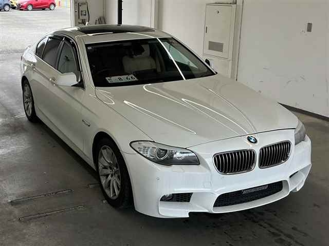 BMW 5 SERIES 2010